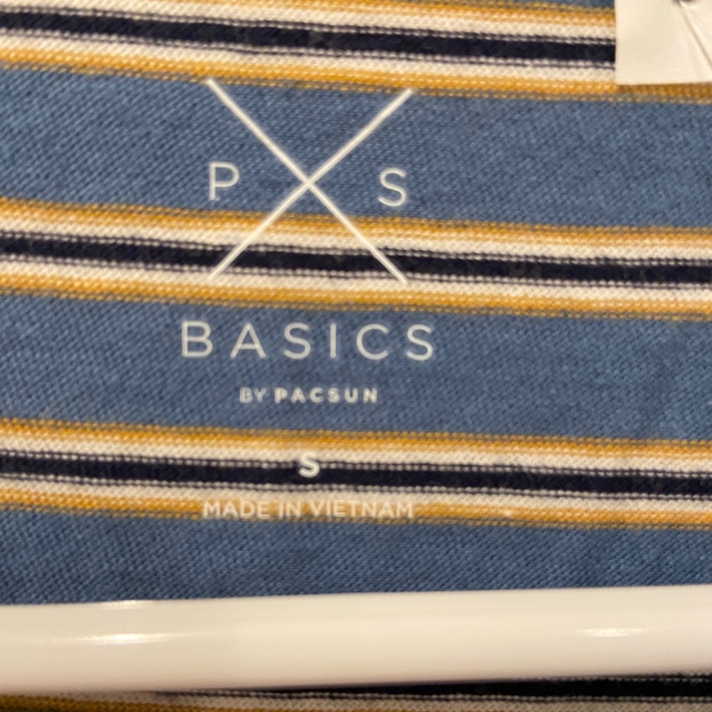 Striped PacSun T-Shirt - Picture 4 of 4
